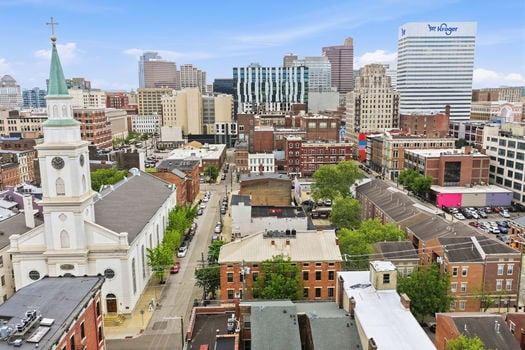 13-web-or-mls-111 E 13th St-13