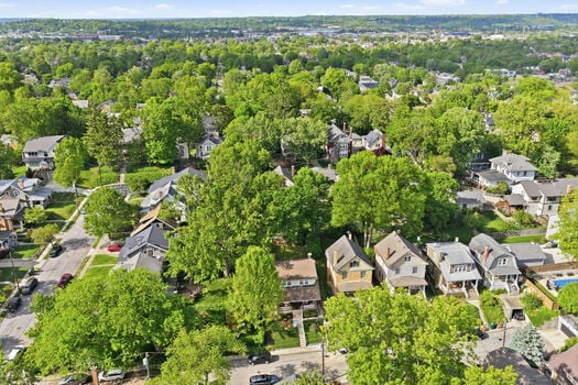 13-web-or-mls-2840 Pine Grove Ave-13