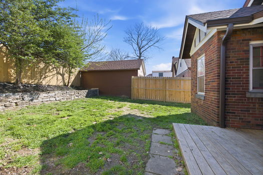 14-web-or-mls-2506 Moundview Dr (14 of 57)