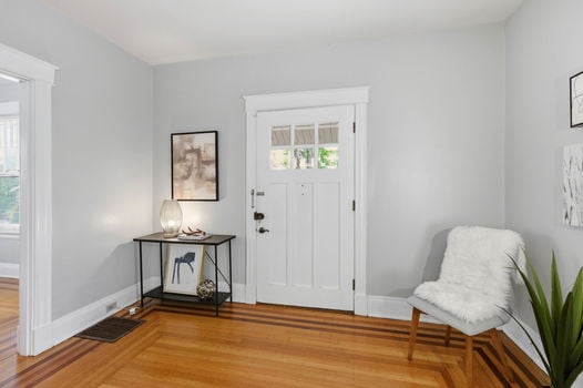 14-web-or-mls-2840 Pine Grove Ave-14