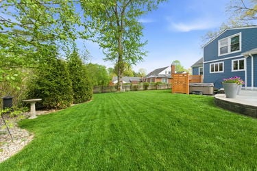 16-web-or-mls-7430 S Timberlane Dr (16 of 67)