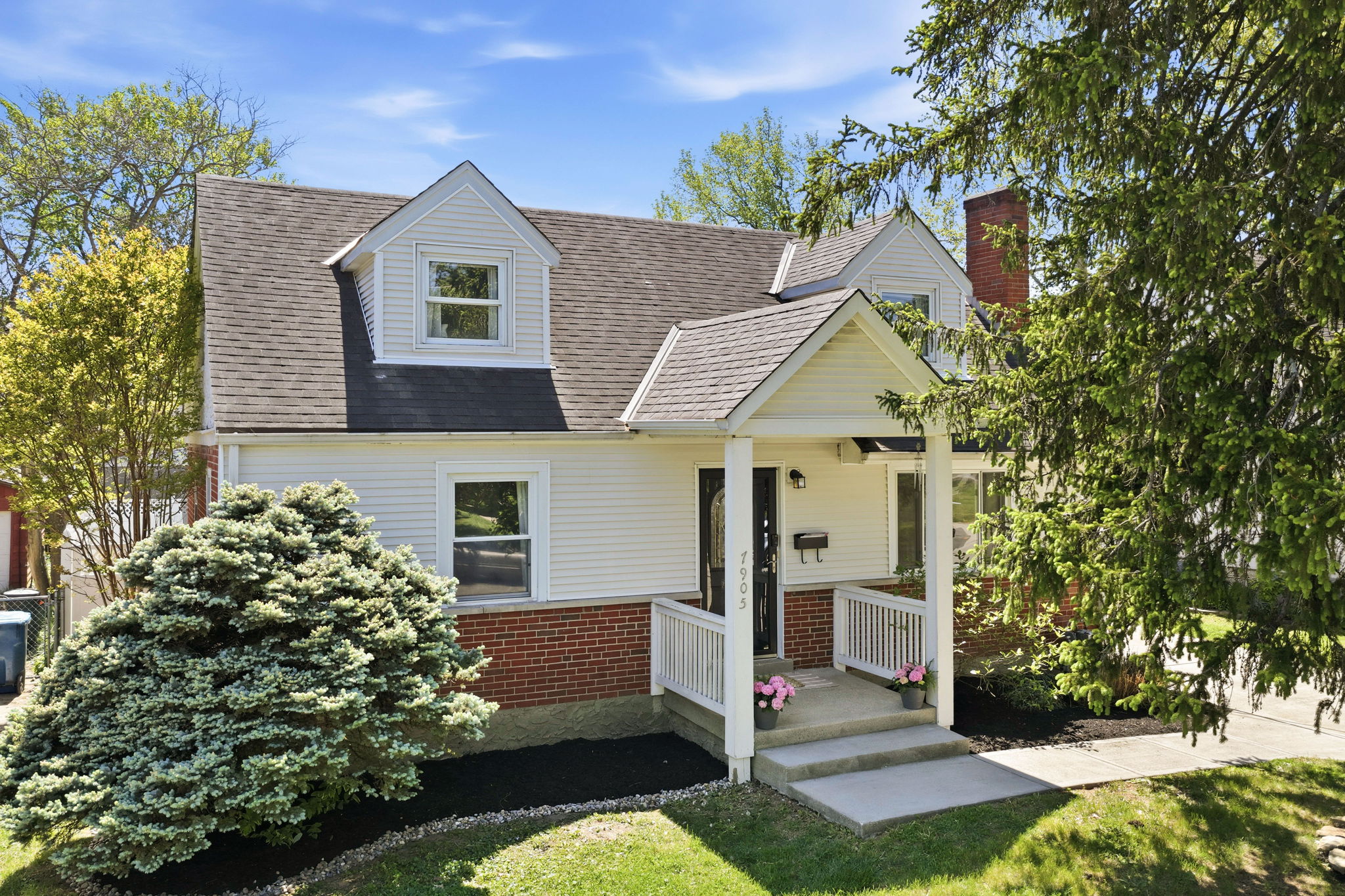 16-web-or-mls-7905 Mapleleaf Dr-16