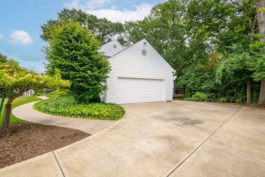17-web-or-mls-3154 Hawkslanding Dr (17 of 40)