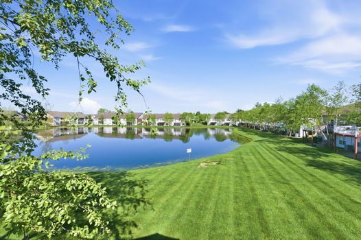 17-web-or-mls-6574 Quail Lake-17