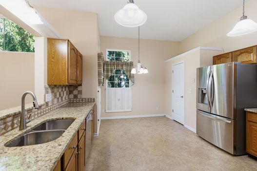 17-web-or-mls-7277 Ridge Edge Ct-17