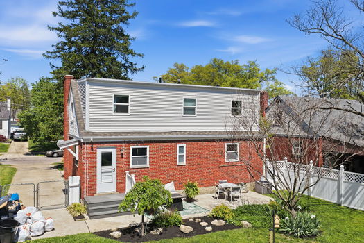 17-web-or-mls-7905 Mapleleaf Dr-17