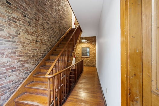 18-web-or-mls-111 E 13th St-18