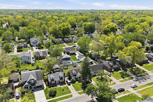 19-web-or-mls-7905 Mapleleaf Dr-19