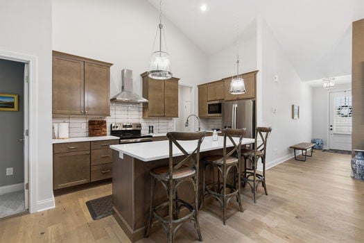 21-web-or-mls-104 S Pinnacle Dr-21