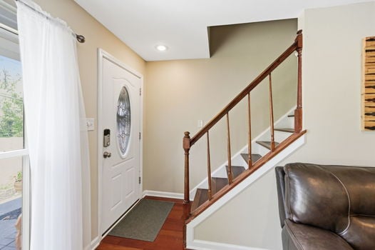 22-web-or-mls-6965 Euclid Ave-22