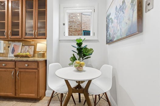 23-web-or-mls-2840 Pine Grove Ave-23