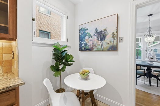 24-web-or-mls-2840 Pine Grove Ave-24