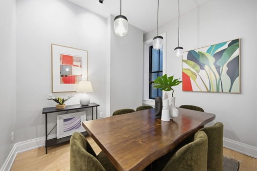 25-web-or-mls-131 W 15th St 1B-25