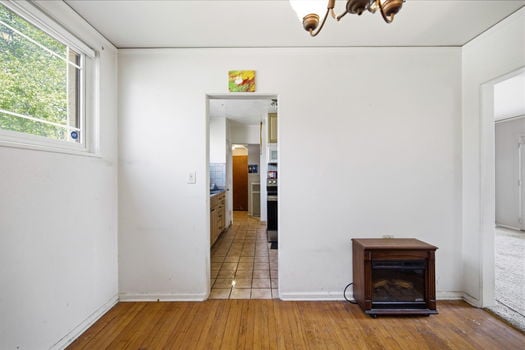 25-web-or-mls-17 Andover Rd-25