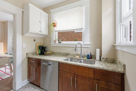 25-web-or-mls-3644 Columbus Ave (25 of 66)