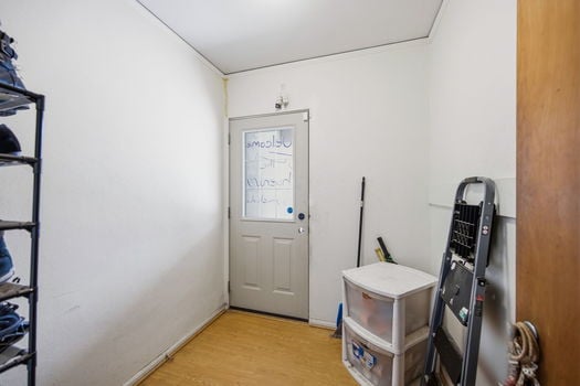 26-web-or-mls-17 Andover Rd-26