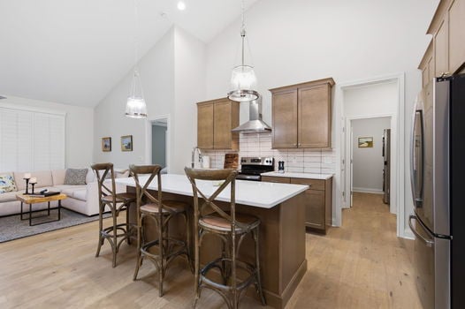 27-web-or-mls-104 S Pinnacle Dr-27