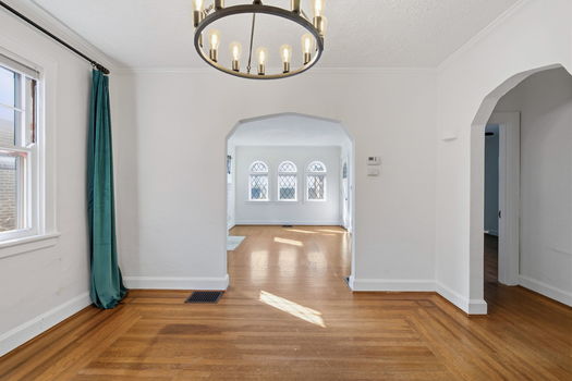 27-web-or-mls-2506 Moundview Dr (27 of 57)