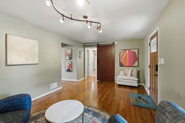 27-web-or-mls-7430 S Timberlane Dr (27 of 67)