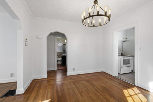 28-web-or-mls-2506 Moundview Dr (28 of 57)