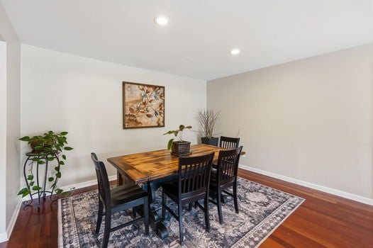 28-web-or-mls-6965 Euclid Ave-28