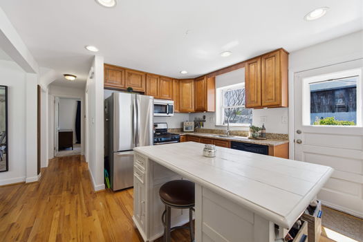 28-web-or-mls-7905 Mapleleaf Dr-28
