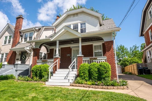 3-web-or-mls-2846 Markbreit Ave-3