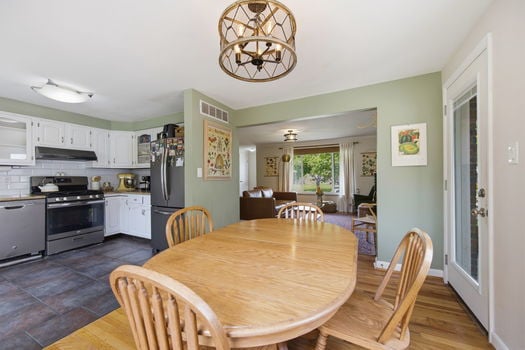 30-web-or-mls-6826 Le Conte Ave (30 of 55)