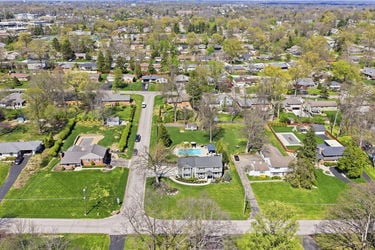 30-web-or-mls-7400 N Timberlane Dr (30 of 87)