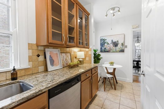 31-web-or-mls-2840 Pine Grove Ave-31