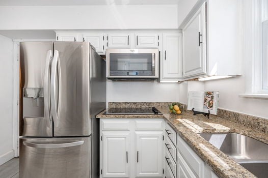 31-web-or-mls-2846 Markbreit Ave-31