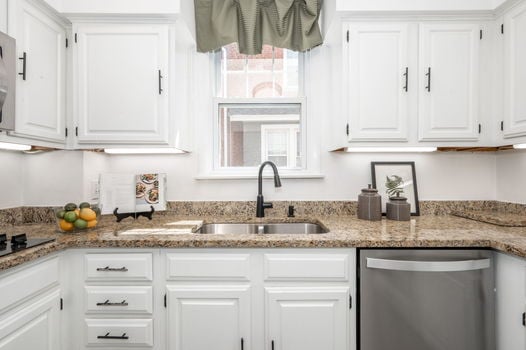 32-web-or-mls-2846 Markbreit Ave-32