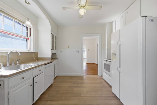 33-web-or-mls-2506 Moundview Dr (33 of 57)