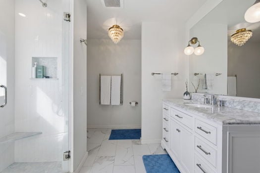 34-web-or-mls-9018 Winthrop Dr-34 (1)
