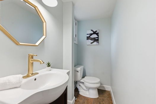 36-web-or-mls-2840 Pine Grove Ave-36