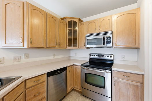 36-web-or-mls-323 Skyview Ct-36