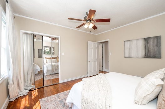 37-web-or-mls-2846 Markbreit Ave-37