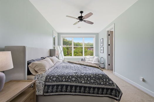 37-web-or-mls-452 Strafer St-37