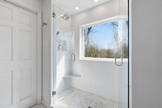 37-web-or-mls-9018 Winthrop Dr-37 (1)