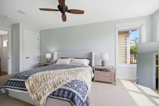 38-web-or-mls-452 Strafer St-38