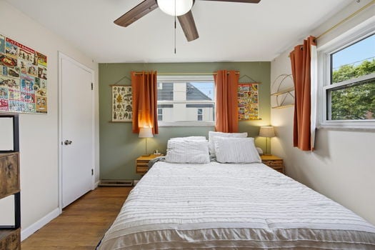 38-web-or-mls-6826 Le Conte Ave (38 of 55)