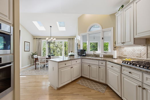 39-web-or-mls-3154 Hawkslanding Dr-39