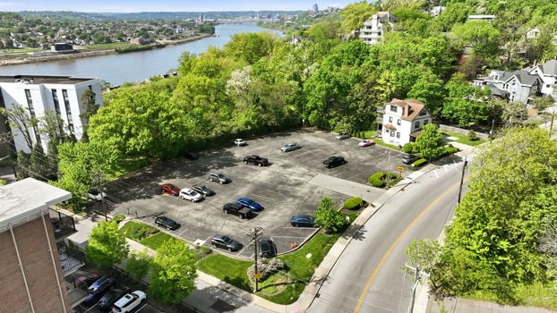 4-web-or-mls-1815 William Howard Taft Rd 502-4