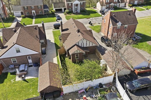 4-web-or-mls-2506 Moundview Dr (4 of 57)