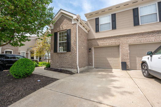 4-web-or-mls-323 Skyview Ct-4