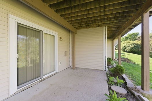 4-web-or-mls-7277 Ridge Edge Ct-4