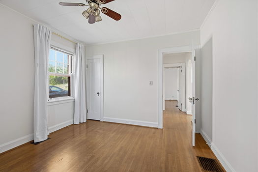 40-web-or-mls-2506 Moundview Dr (40 of 57)