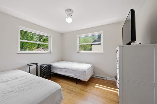 40-web-or-mls-6826 Le Conte Ave (40 of 55)