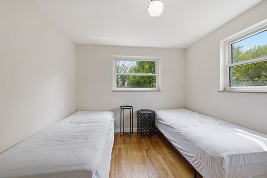 41-web-or-mls-6826 Le Conte Ave (41 of 55)