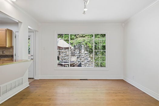 42-web-or-mls-127 Covert Run Pike (42 of 82)